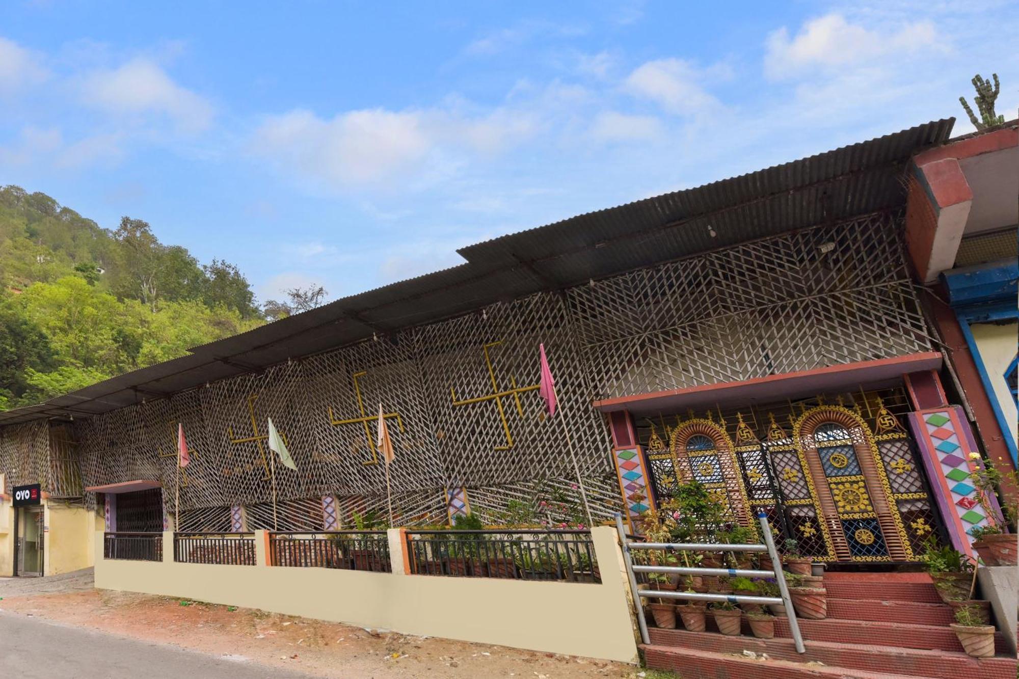 Hotel O Jk Laxmi Karnaprayāg Exteriör bild